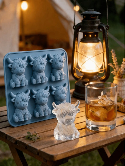 1pc Highland Cow Silicone Ice Cube Tray, 3D Cute Cow Shaped Silicone Ice Mold, Suitable For Whiskey, Cocktails And Baking, Silicone Mold Also Suitable For Easter And Holiday Decorations, Party Supplies, Kitchen Decor, Holiday Essential
