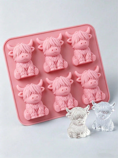 1pc Highland Cow Silicone Ice Cube Tray, 3D Cute Cow Shaped Silicone Ice Mold, Suitable For Whiskey, Cocktails And Baking, Silicone Mold Also Suitable For Easter And Holiday Decorations, Party Supplies, Kitchen Decor, Holiday Essential